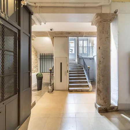 Chic Loft Near Opera - Heart Of Opera - Aretha Daire *